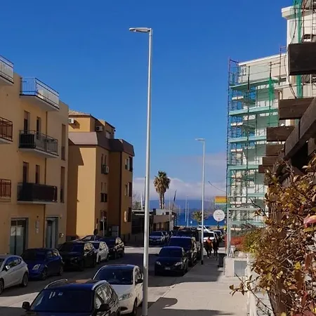 1 Self Check-in ゲストハウス アルゲーロ