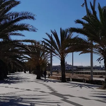 1 Self Check-in ゲストハウス 3*